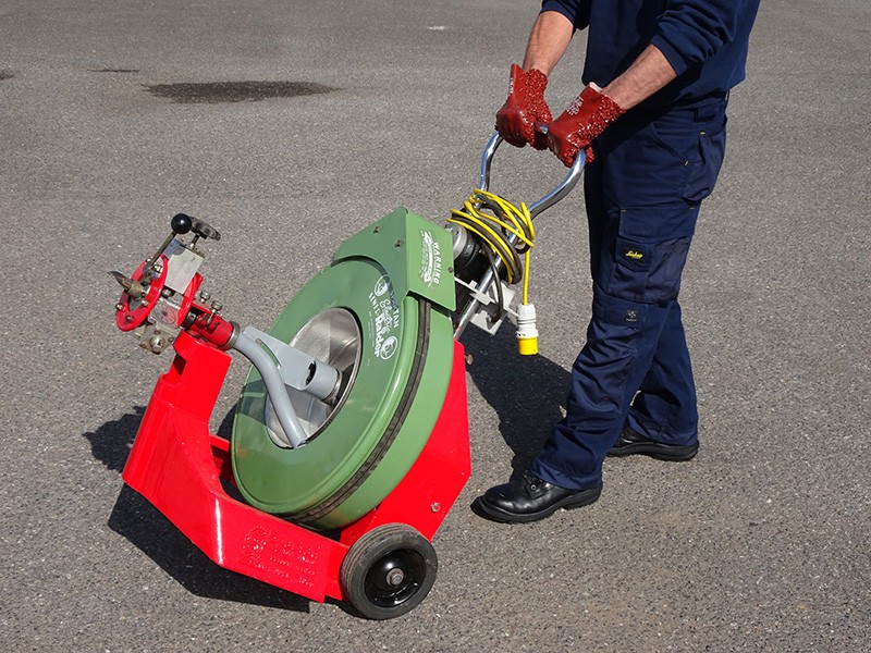 11 DRAIN & PIPE CLEANING