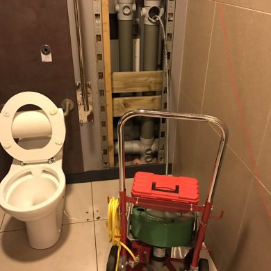 DRAIN & PIPE CLEANING BRISTOL